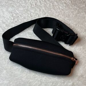 Fanny Pack fitness pack - Black Belt Bag with Rose Gold Zipper